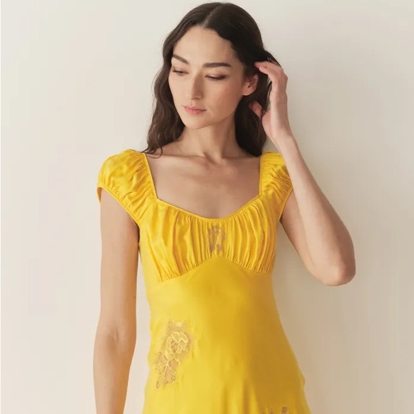 Doen Gwendolyn Silk Lace Short Sleeve Midi Maxi Dress Daylily Yellow Gold - Picture 3 of 15